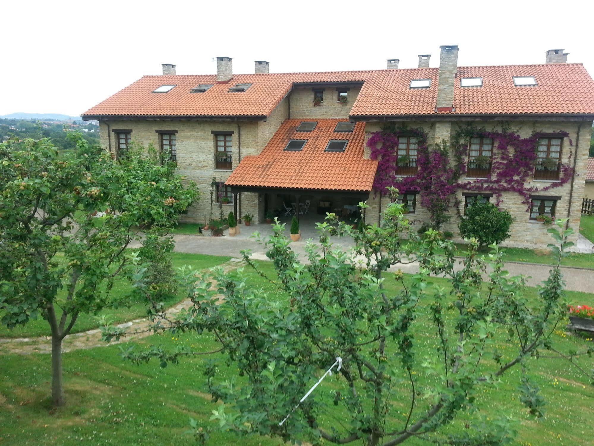 Hotel Rural Casona De Cefontes Eksteriør billede